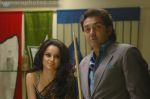 Bobby Deol, Kangana Ranuat  in still from the movie VAADA RAHA (1).jpg